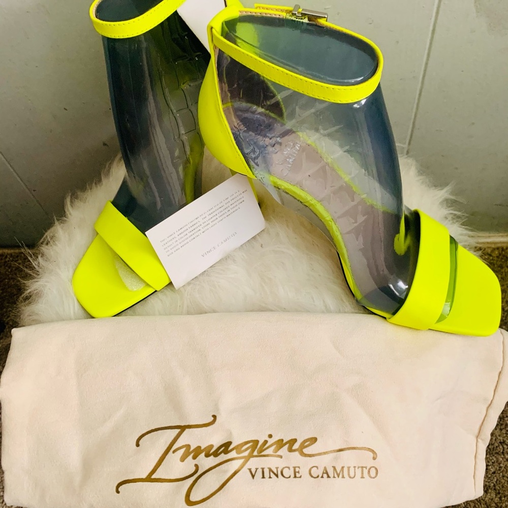 Vince Camuto designer shoes! Size 7M